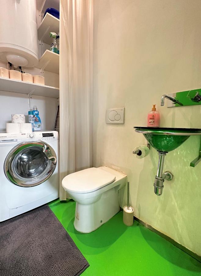 Charming Starry Night Apartment Ljubljana Extérieur photo